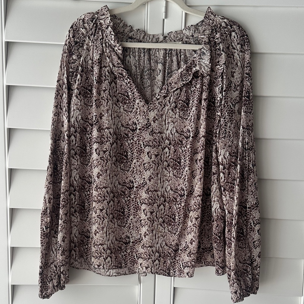 Marie Oliver Brown and White Printed V-Neck Blouse